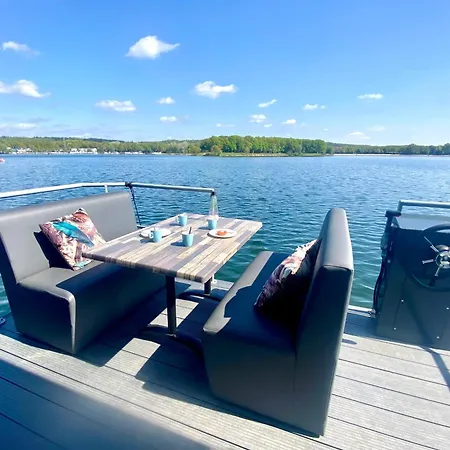 Dom wakacyjny Houseboat Marina Mookerplas Met Xl Hottub | 4 - 6 Personen *