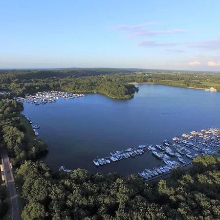 Houseboat Marina Mookerplas Met Xl Hottub | 4 - 6 Personen *