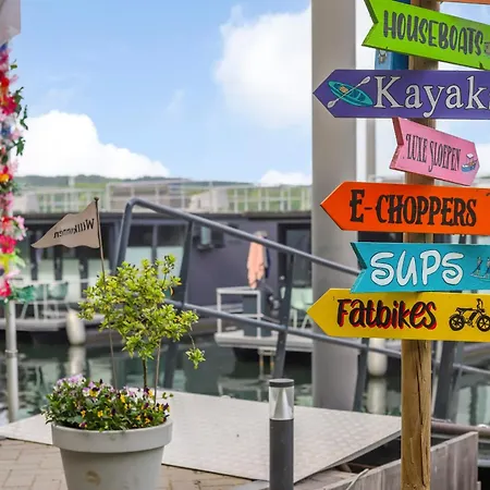 Houseboat Mookerplas Met Hottub Middelaar