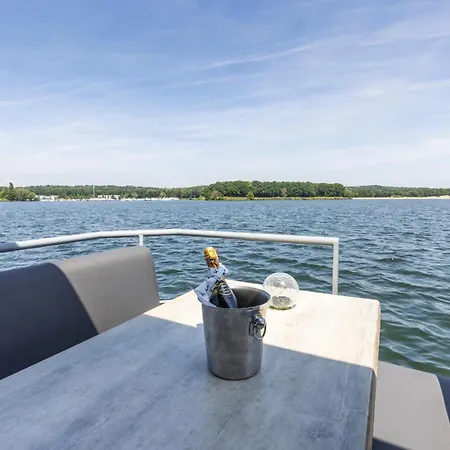 Houseboat Marina Mookerplas Met Xl Hottub | 4 - 6 Personen * Middelaar