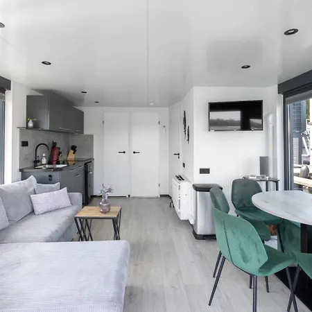 Houseboat Marina Mookerplas Met Xl Hottub | 4 - 6 Personen * Middelaar