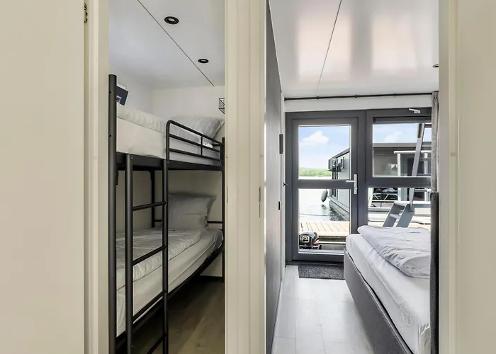 Houseboat Mookerplas Met Hottub Feriehus *